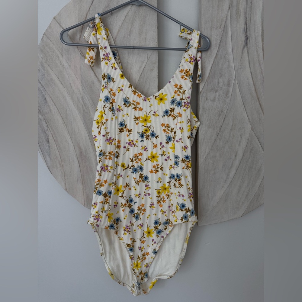Floral Bodysuit NWOT